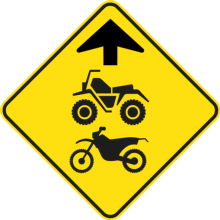 Signal avancé de chaussée ou de sentier désigné pour VHR