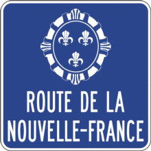 Panneau d'acheminement vers la route ou le circuit touristique