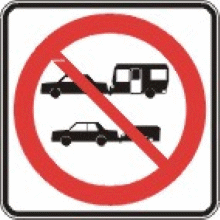 Accès interdit aux véhicules avec remorque