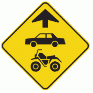 Signal avancé de chaussée désignée pour automobiles et VTT